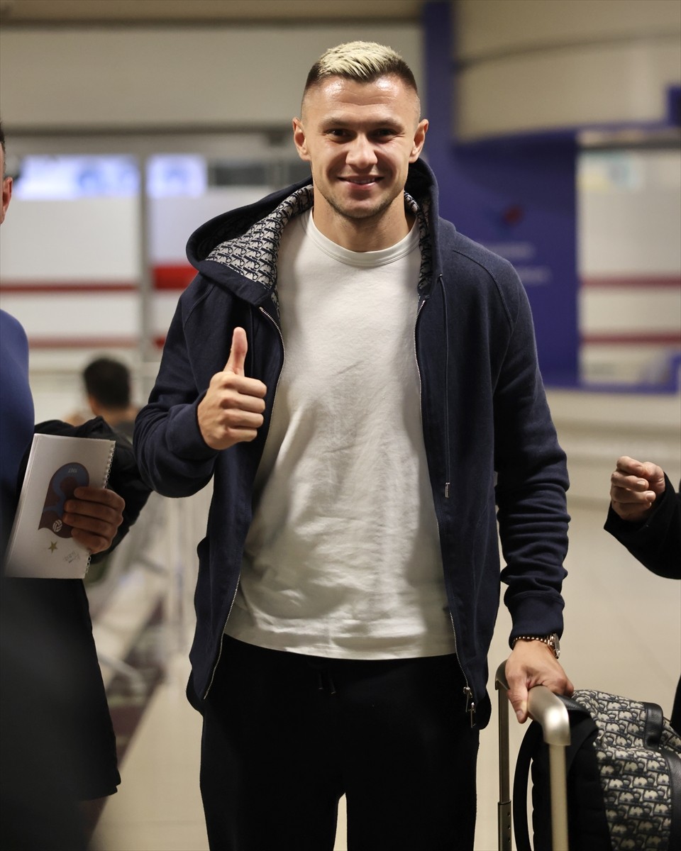 Ukrayna'nın Shakhtar Donetsk takımında forma giyen Oleksandr Zubkov, Trabzonspor ile transfer...