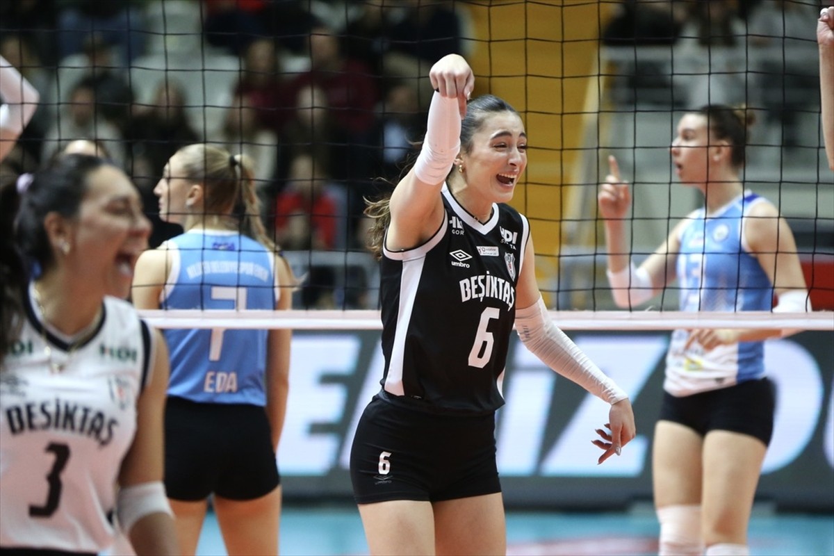 Vodafone Sultanlar Ligi 20. haftasında Nilüfer Belediyespor Eker ile Beşiktaş, Nilüfer Cengiz...