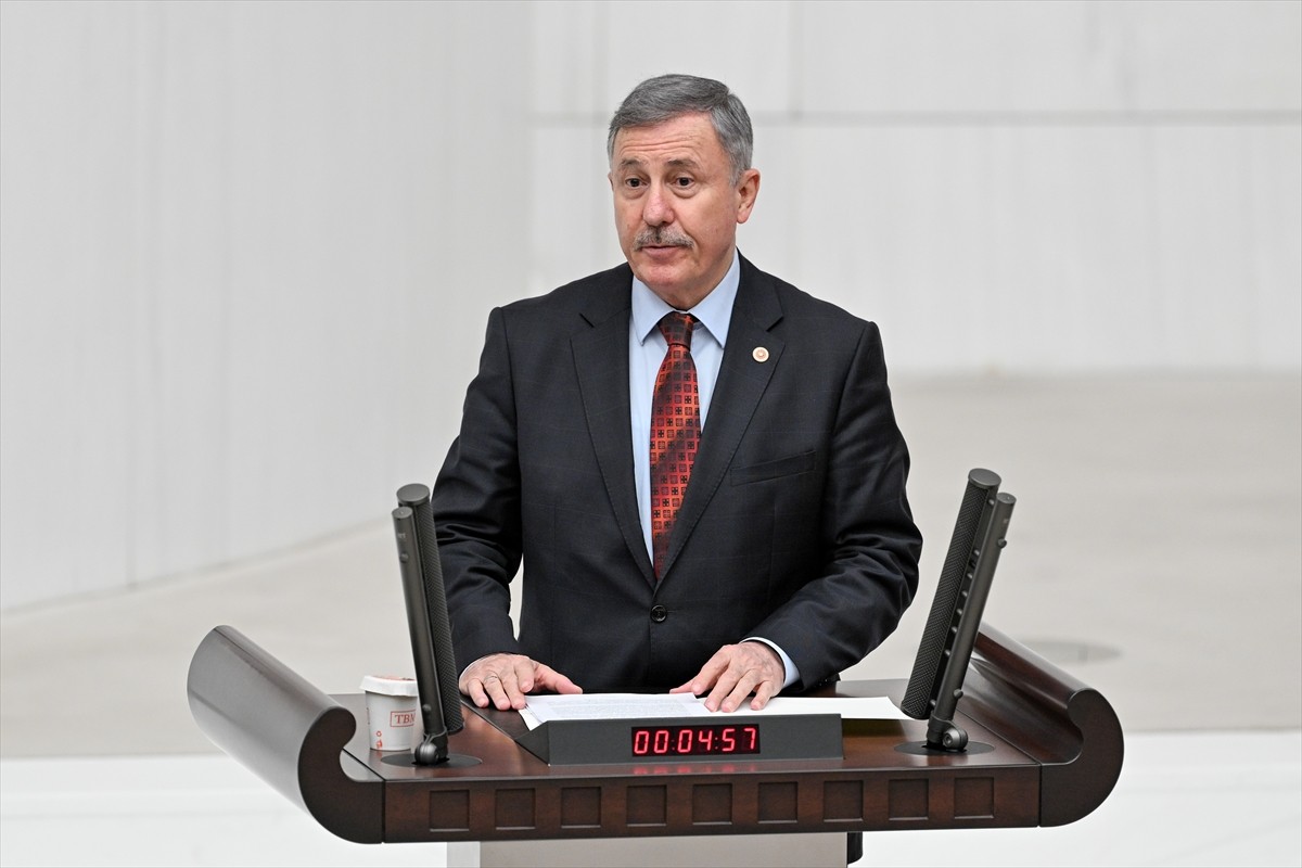 Yeni Yol Partisi Grup Başkanvekili Selçuk Özdağ, TBMM Genel Kurul çalışmalarına katılarak konuşma...