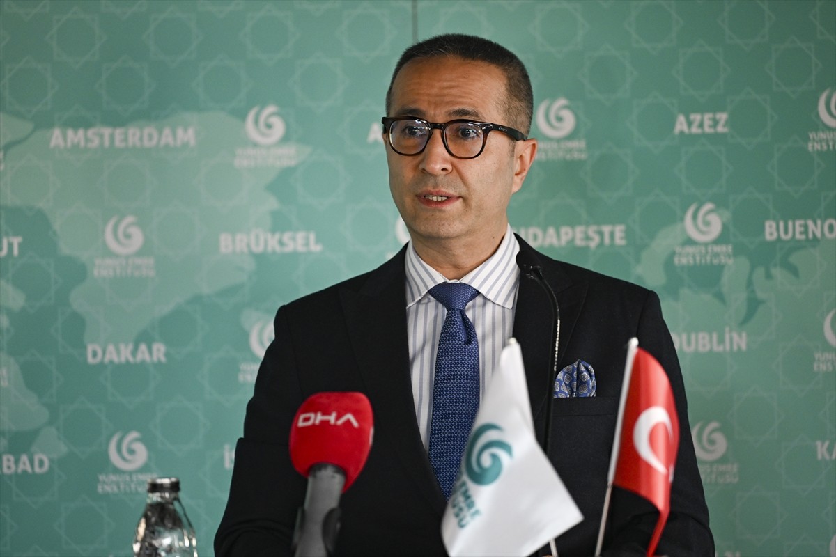 Yunus Emre Enstitüsü (YEE), Türkiye'de yaşayan Türkologlara yönelik "Türkçenin Yabancı Dil Olarak...