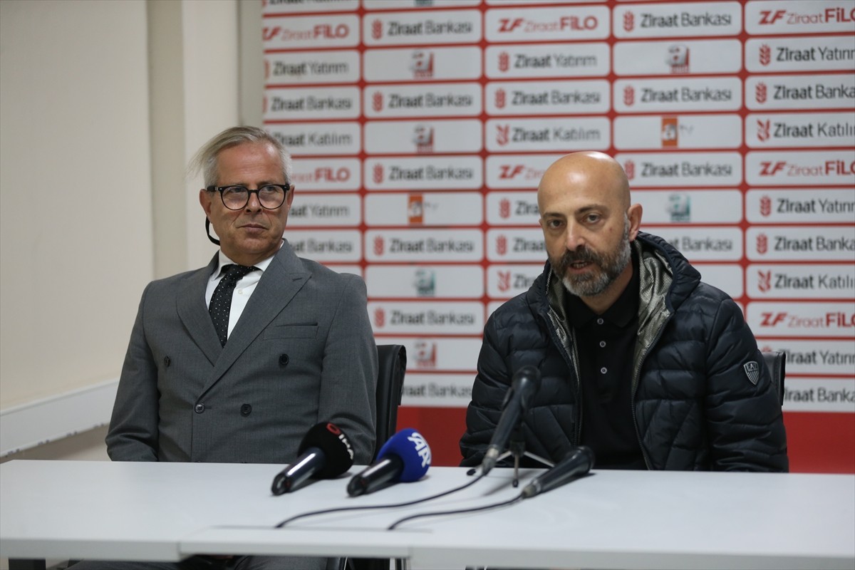 Ziraat Türkiye Kupası A Grubu ikinci maçında İskenderunsppor ile 2-2 berabere kalan...