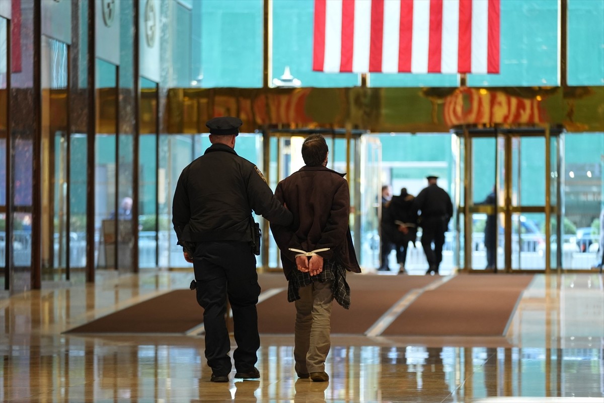 ABD'nin New York kentinde, "Barış İçin Yahudilerin Sesi (JVP)" isimli Yahudi sivil toplum örgütü...