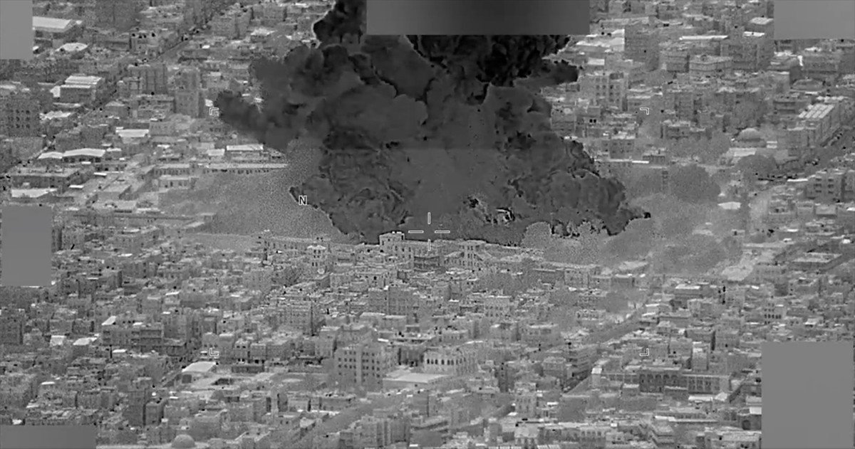 ABD savaş uçaklarının, Yemen'in başkenti Sana'nın yanı sıra Sada, Hudeyde, Cevf ve Amran illerine...