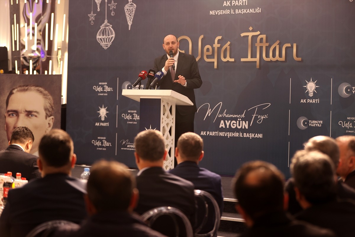 AK Parti Genel Başkan Yardımcısı Ahmet Büyükgümüş, partisinin Nevşehir İl Başkanlığınca kent...