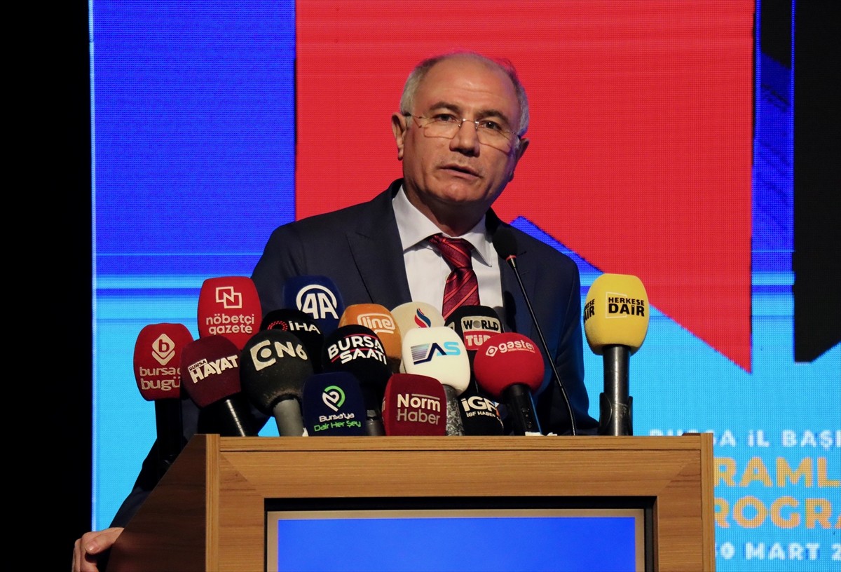 AK Parti Genel Başkanvekili Efkan Ala, Merinos Atatürk Kongre ve Kültür Merkezi'nde (AKKM), AK...