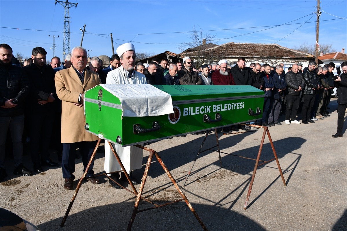 AK Parti Yerel Yönetimler Başkan Yardımcısı Selim Yağcı'nın 90 yaşında hayatını kaybeden babası...