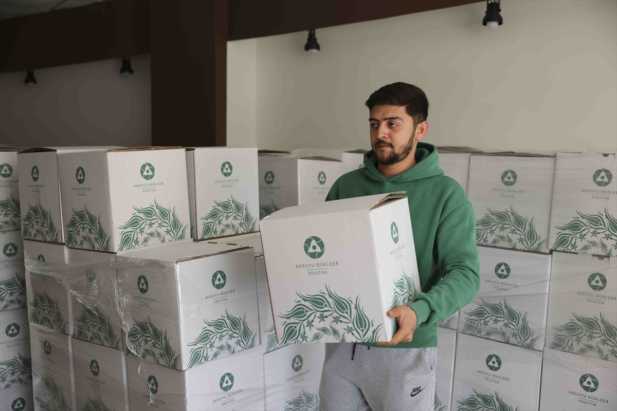 Akkuyu Nükleer AŞ, ramazan ayı dolayısıyla 1200 aileye gıda kolisi yardımında bulundu.