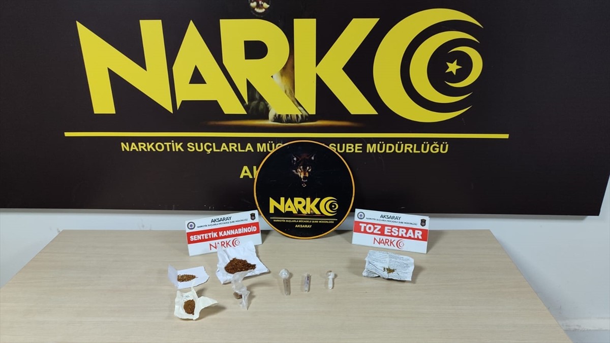 Aksaray'da düzenlenen uyuşturucu operasyonunda gözaltına alınan 4 şüpheli tutuklandı....