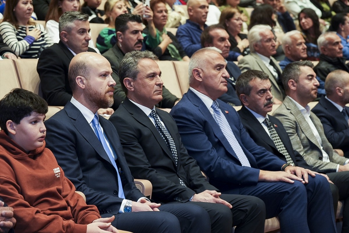 Alevi Vakıfları Federasyonu tarafından, Alevi ve Bektaşi inancının akademik araştırmalarla gelecek...