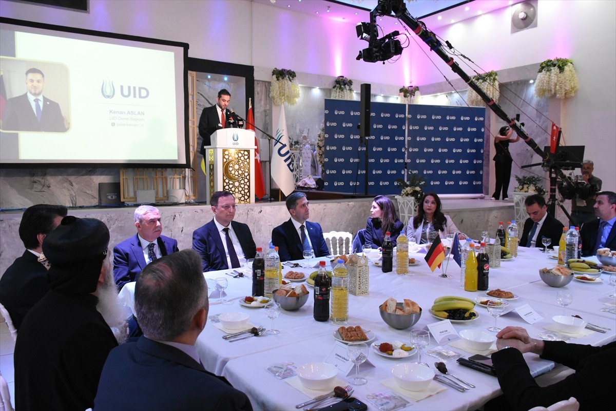 Almanya'nın Köln kentinde genel merkezi bulunan Uluslararası Demokratlar Birliği (UID), iftar...