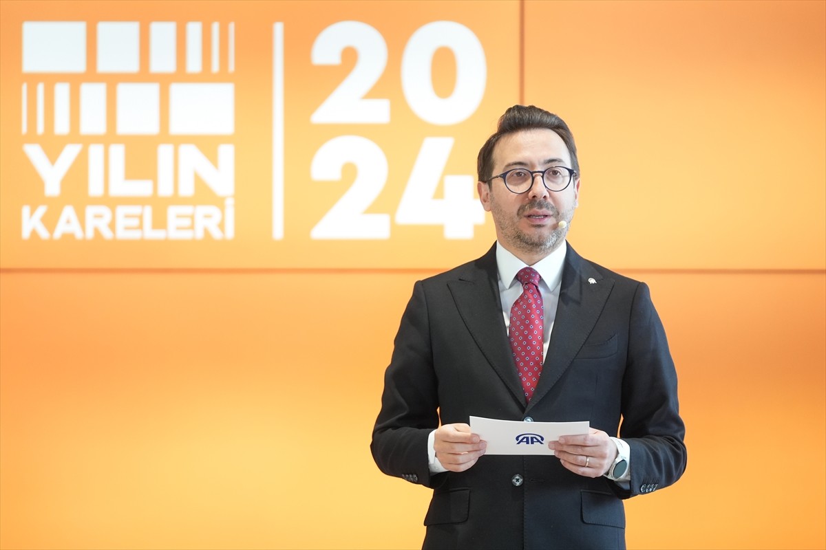 Anadolu Ajansının (AA) gözünden 2024'e damga vuran olaylara ait fotoğrafların yer aldığı "Yılın...