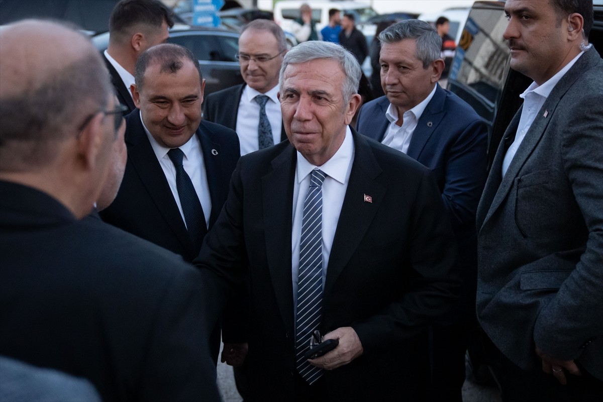 Ankara Büyükşehir Belediye (ABB) Başkanı Mansur Yavaş, Elmadağ Belediyesi Kültür Merkezi'nde...