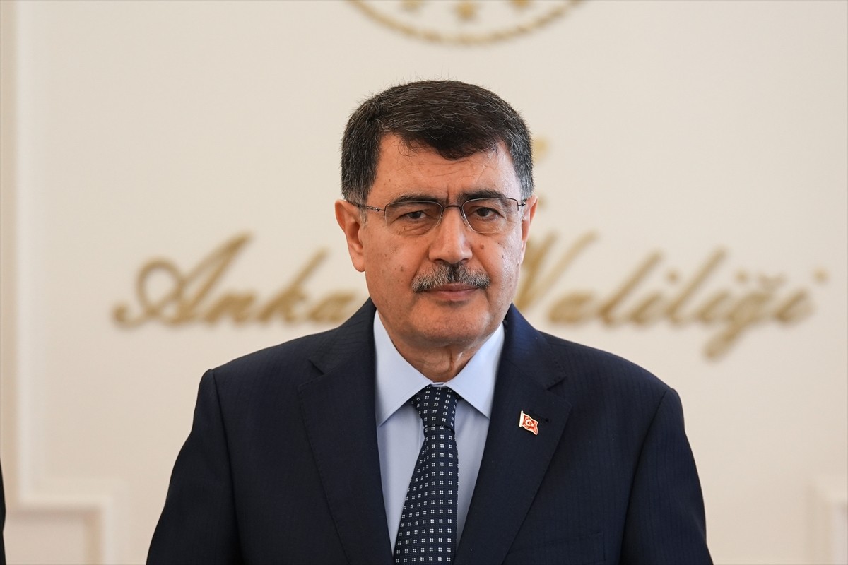 Ankara Valisi Vasip Şahin, valilikte Ramazan Bayramı'nda alınacak tedbirlere ilişkin açıklama...