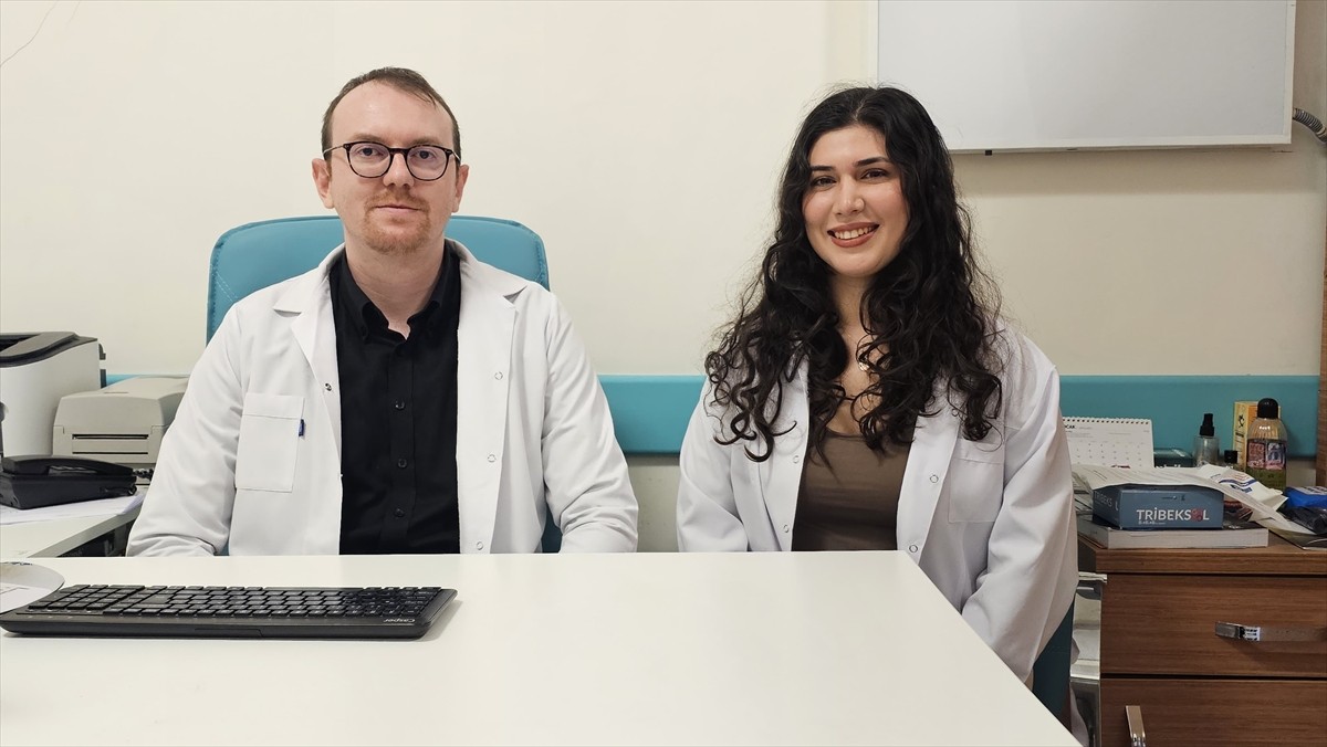 Borçka Devlet Hastanesi'nde görev yapan doktorlar Okay ve Ecem Kulaksız çifti hayatın ve mesleğin...