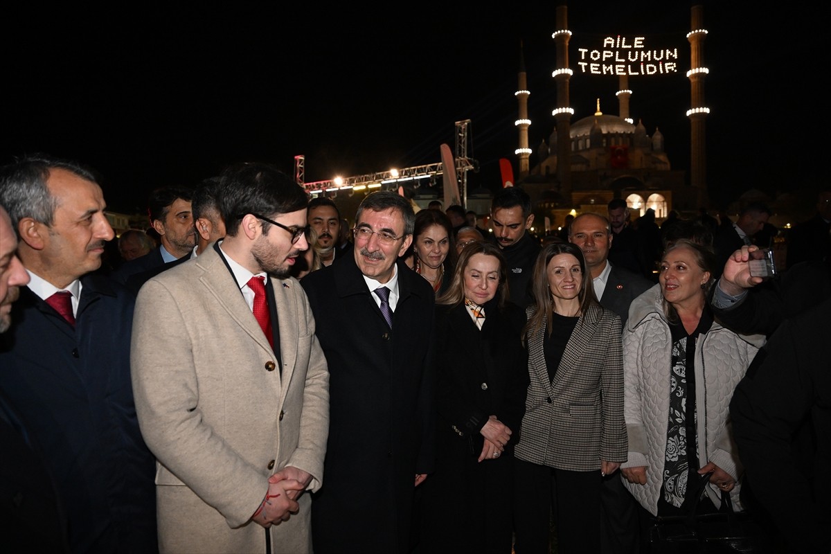 Cumhurbaşkanı Yardımcısı Cevdet Yılmaz, Edirne Valiliği Balkan Şehirleri İş Birliği Edirne...