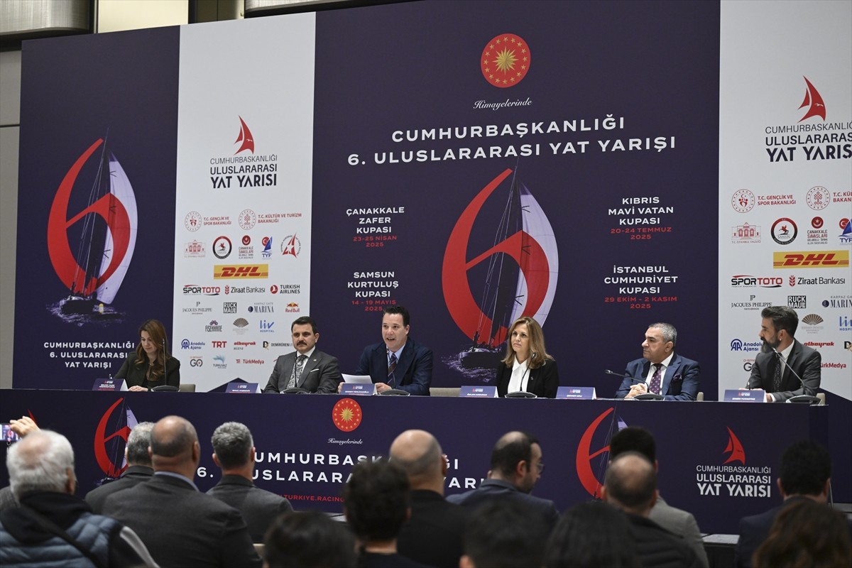 Cumhurbaşkanlığı 6. Uluslararası Yat Yarışları'nın basın toplantısı İstanbul'da bir otelde...