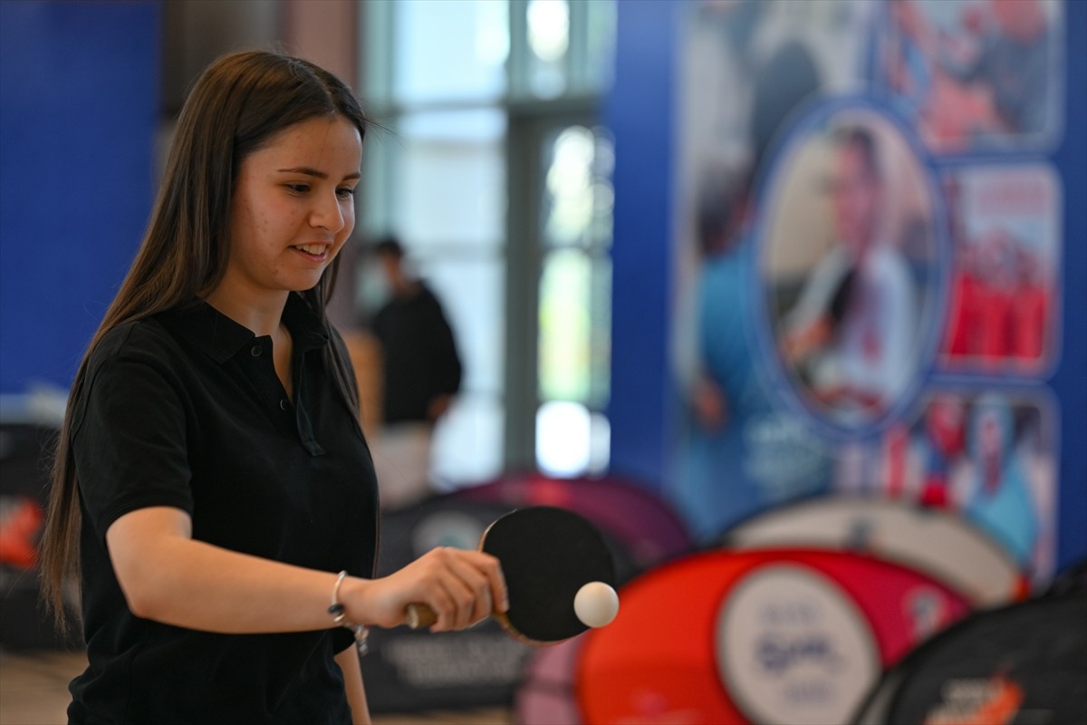 Cumhurbaşkanlığı Külliyesi'nde düzenlenen "Külliye'de Ramazan" etkinlikleri kapsamında çocuklar...