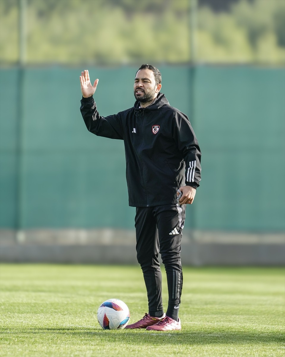 Gaziantep FK, Trendyol Süper Lig'in 29. haftasında deplasmanda oynayacağı TÜMOSAN Konyaspor...