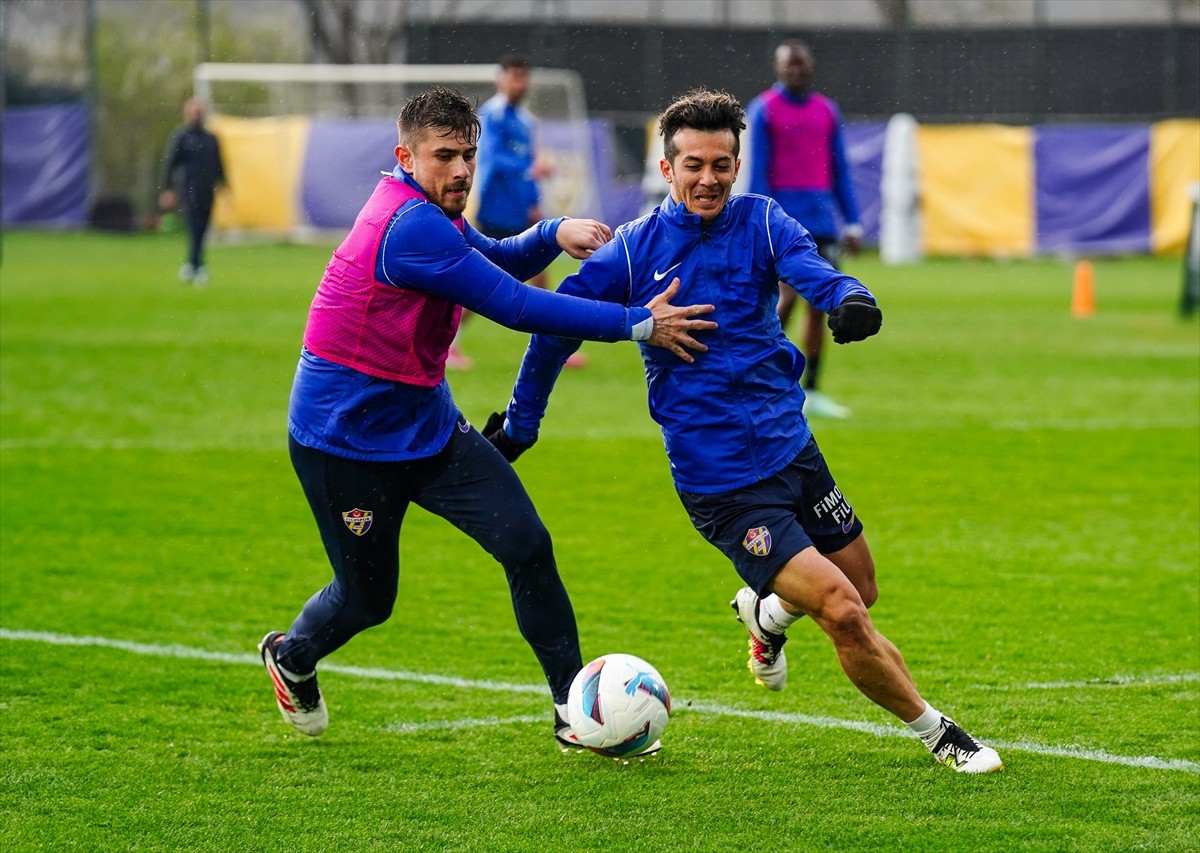 ikas Eyüpspor, Trendyol Süper Lig'in 29. haftasında 31 Mart Pazartesi günü sahasında RAMS...