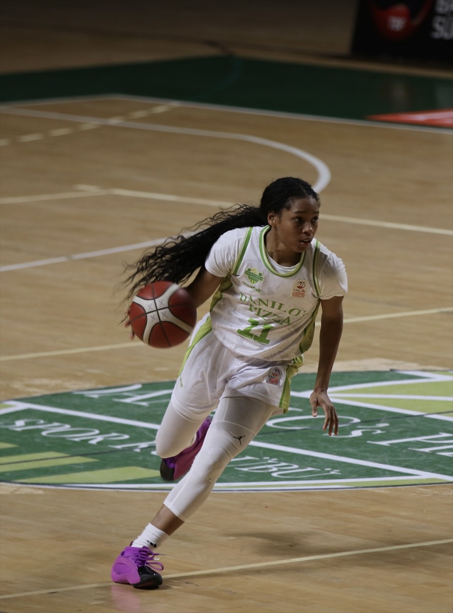 ING Kadınlar Basketbol Süper Ligi'nin 25. haftasında Danilos Pizza ile OGM Ormanspor Şehit Polis...
