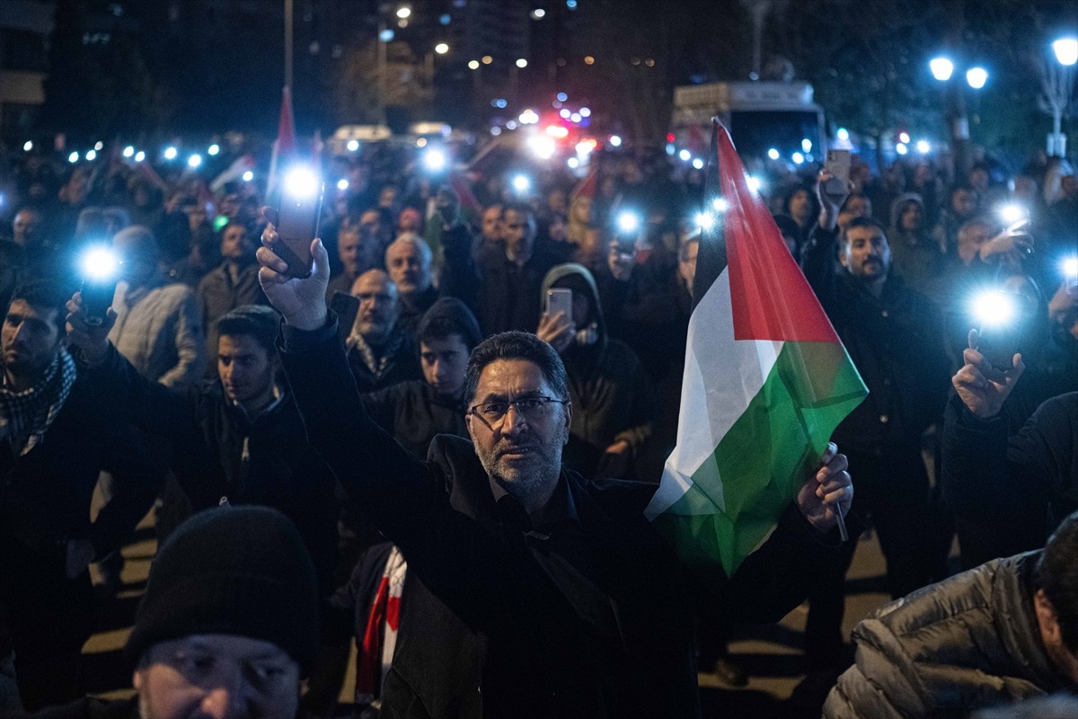 İsrail'in Gazze'ye yönelik saldırıları, Ankara'da protesto edildi. Ankara Filistin Dayanışma...