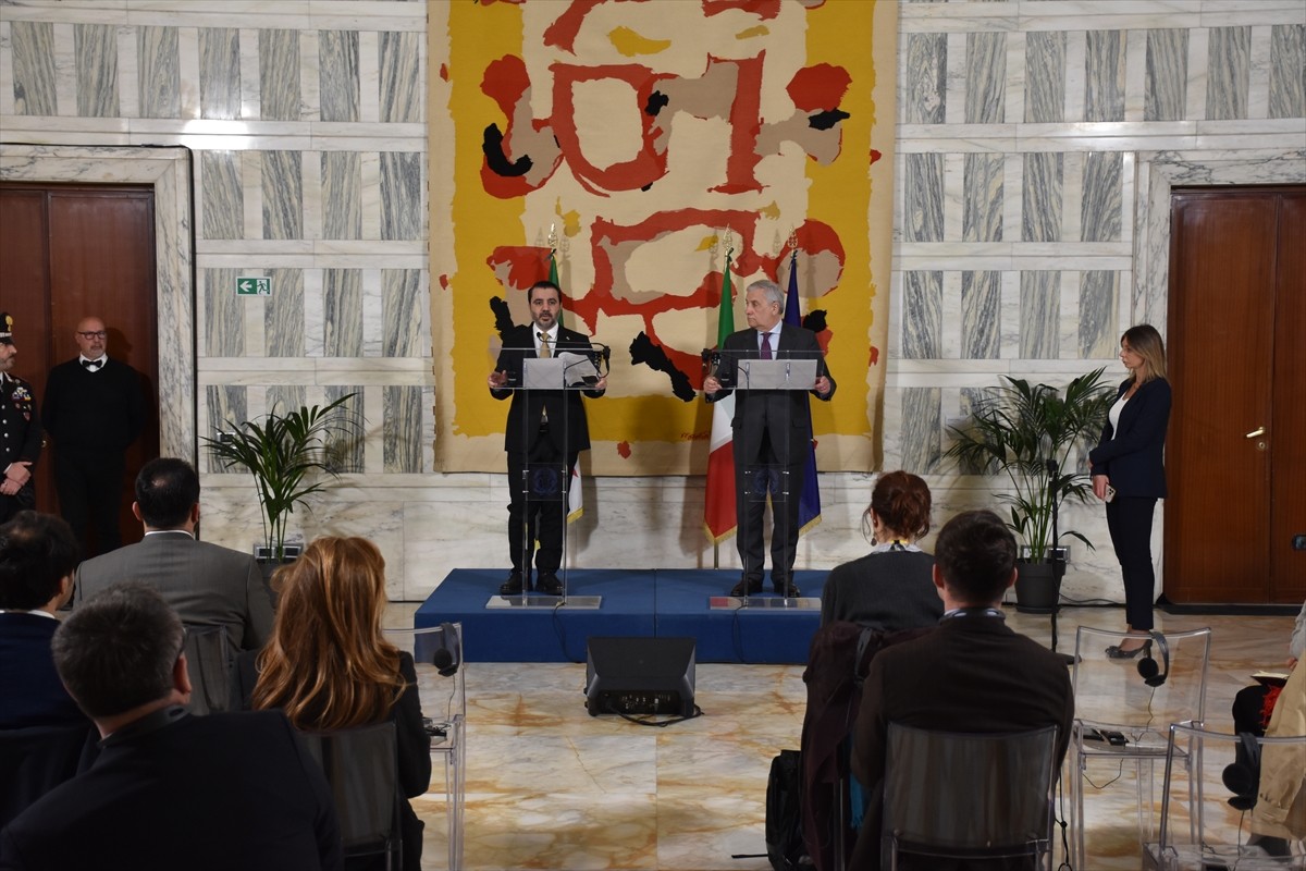 İtalya Başbakan Yardımcısı ve Dışişleri Bakanı Antonio Tajani, Suriye Dışişleri Bakanı Esad Hasan...