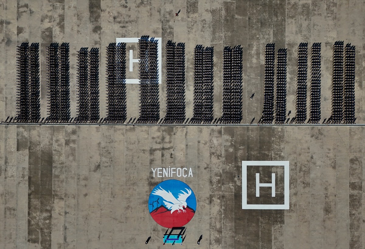 İzmir'de Yeni Foça Jandarma Komando Teröristle Mücadele Okul Komutanlığında uzman erbaş komando...