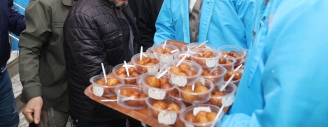 Kayseri’de Teravihe Gidene Dev Hizmet! Her Akşam Ücretsiz Verilecek 