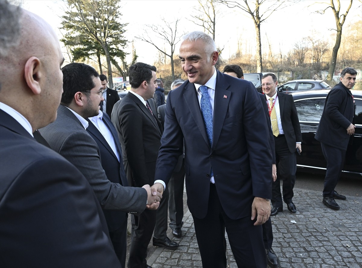 Kültür ve Turizm Bakanı Mehmet Nuri Ersoy, Berlin Uluslararası Turizm Borsası Fuarı için geldiği...