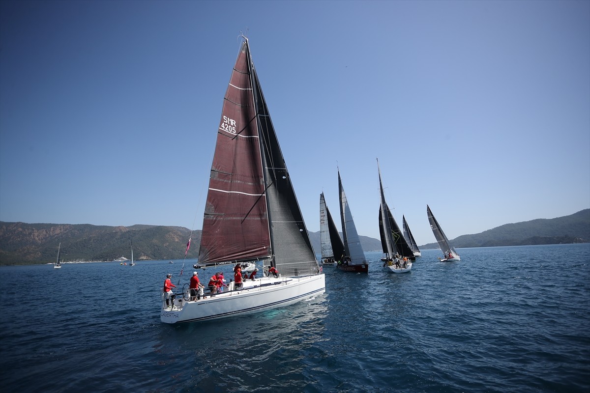 Muğla'nın Marmaris ilçesinde 16. kez düzenlenen Marmaris MIYC Kış Trofesi Yat Yarışları'nın 3....