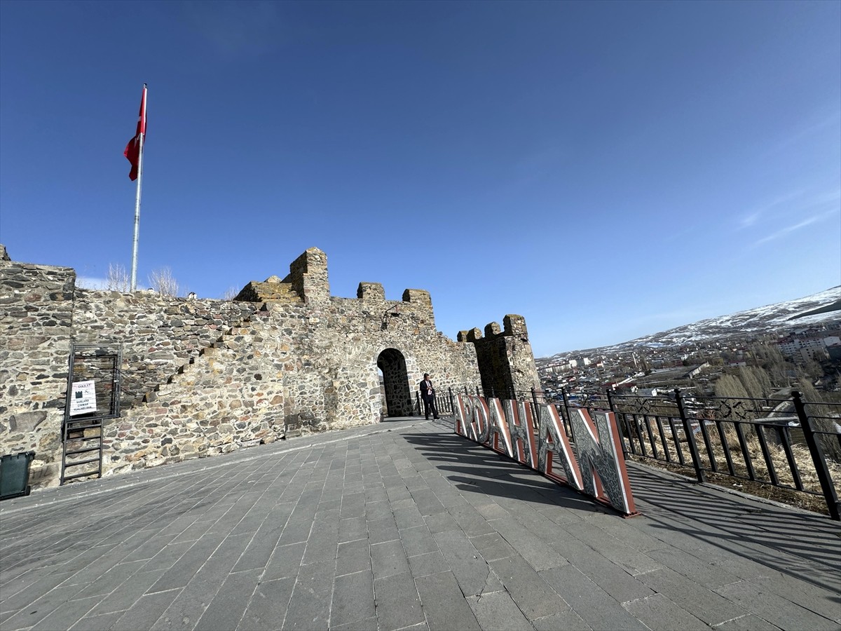 Osmanlı döneminde Kanuni Sultan Süleyman'ın emriyle onarılan ve bugüne kadar ulaşan tarihi Ardahan...