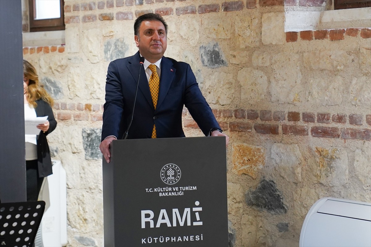 "Bağcılar'dan Bişkek'e Ana Dilim Vatanım" sergisi, Türk Dünyası Ortak Alfabesi projesi...