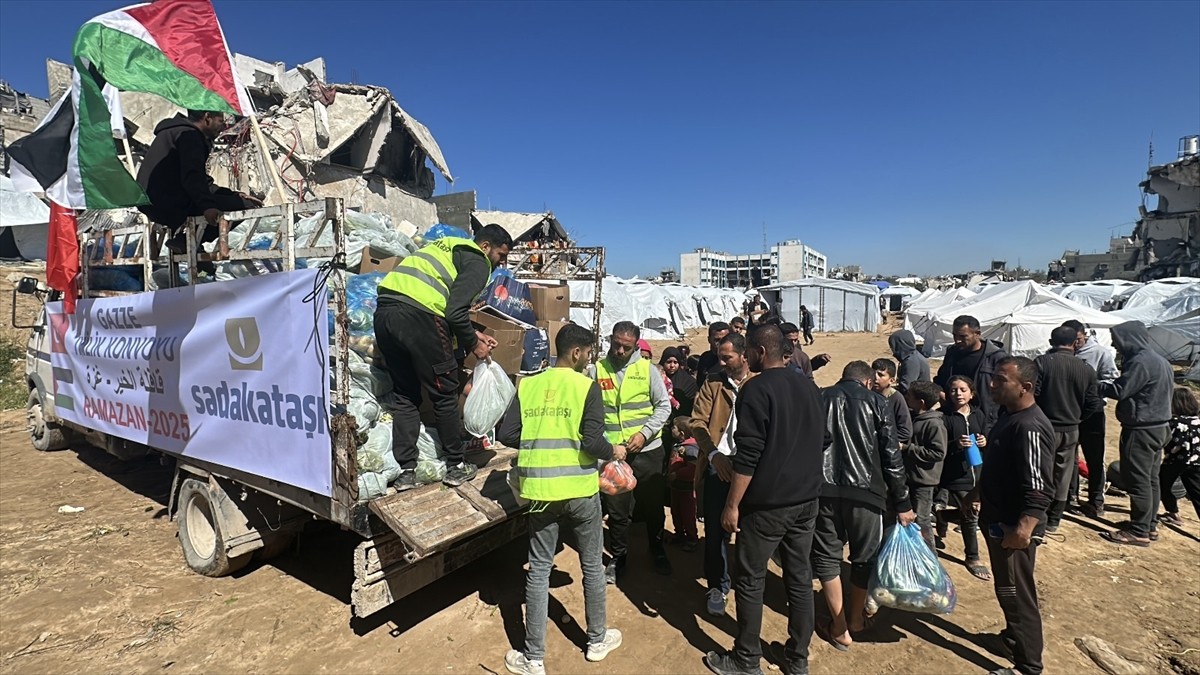  Sadakataşı Derneği, İsrail'in 7 Ekim 2023'ten itibaren devam eden saldırılarının ardından...