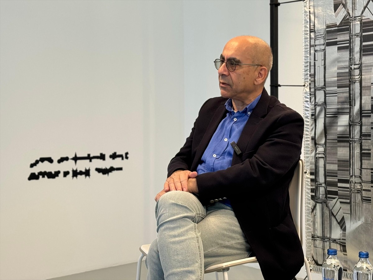 Sanat ve etkileşim alanı YUNT'un Sultanbeyli'deki merkezinde yapılan "Mekanın Üretimini Yeniden...