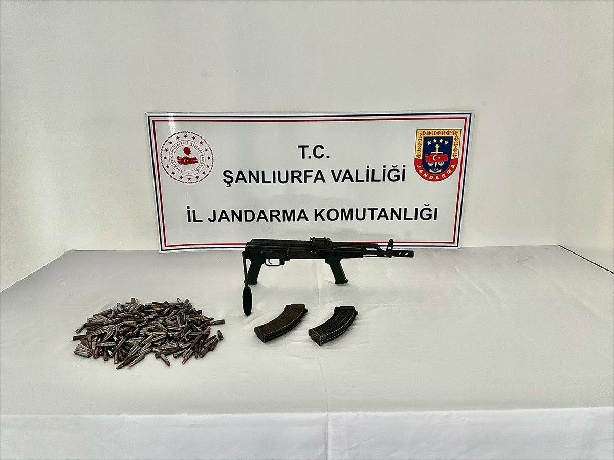 Şanlıurfa'da silah kaçakçılığı operasyonunda 6 şüpheli gözaltına alındı. Operasyonda 6 piyade...