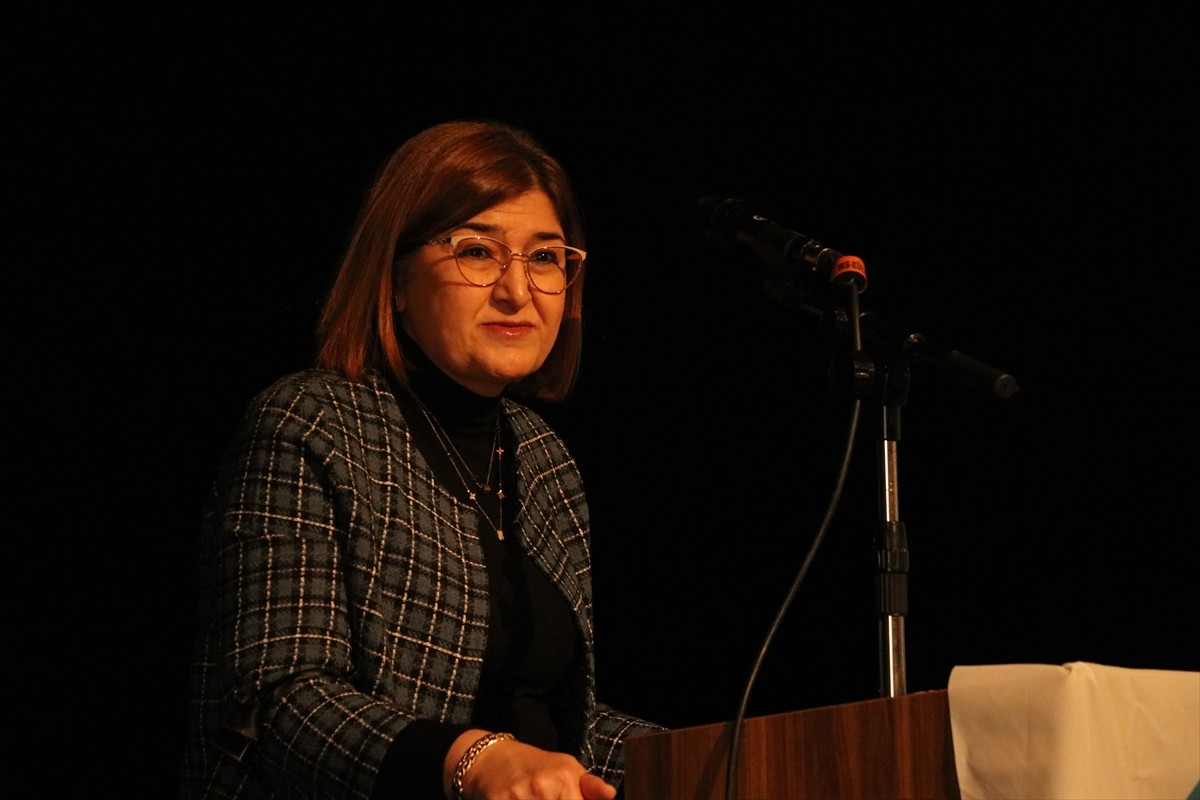 Tekirdağ'da, Dünya Obezite Günü kapsamında Tekirdağ Büyükşehir Belediyesi, Kent Konseyi ve Tabip...