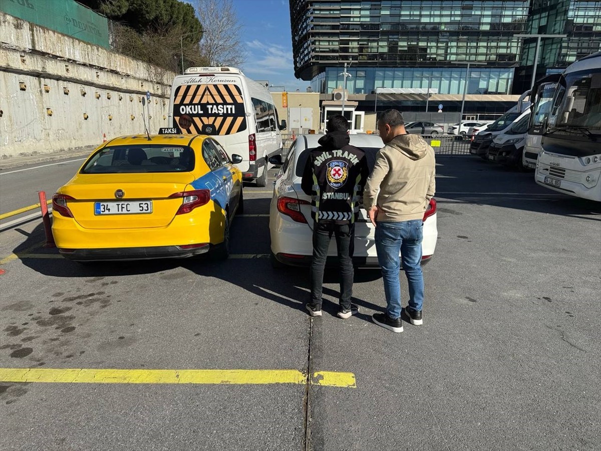  Trafik Denetleme Şube Müdürlüğü Sanal Trafik Devriyesi ekipleri, 6 Mart'ta Fatih Ankara...