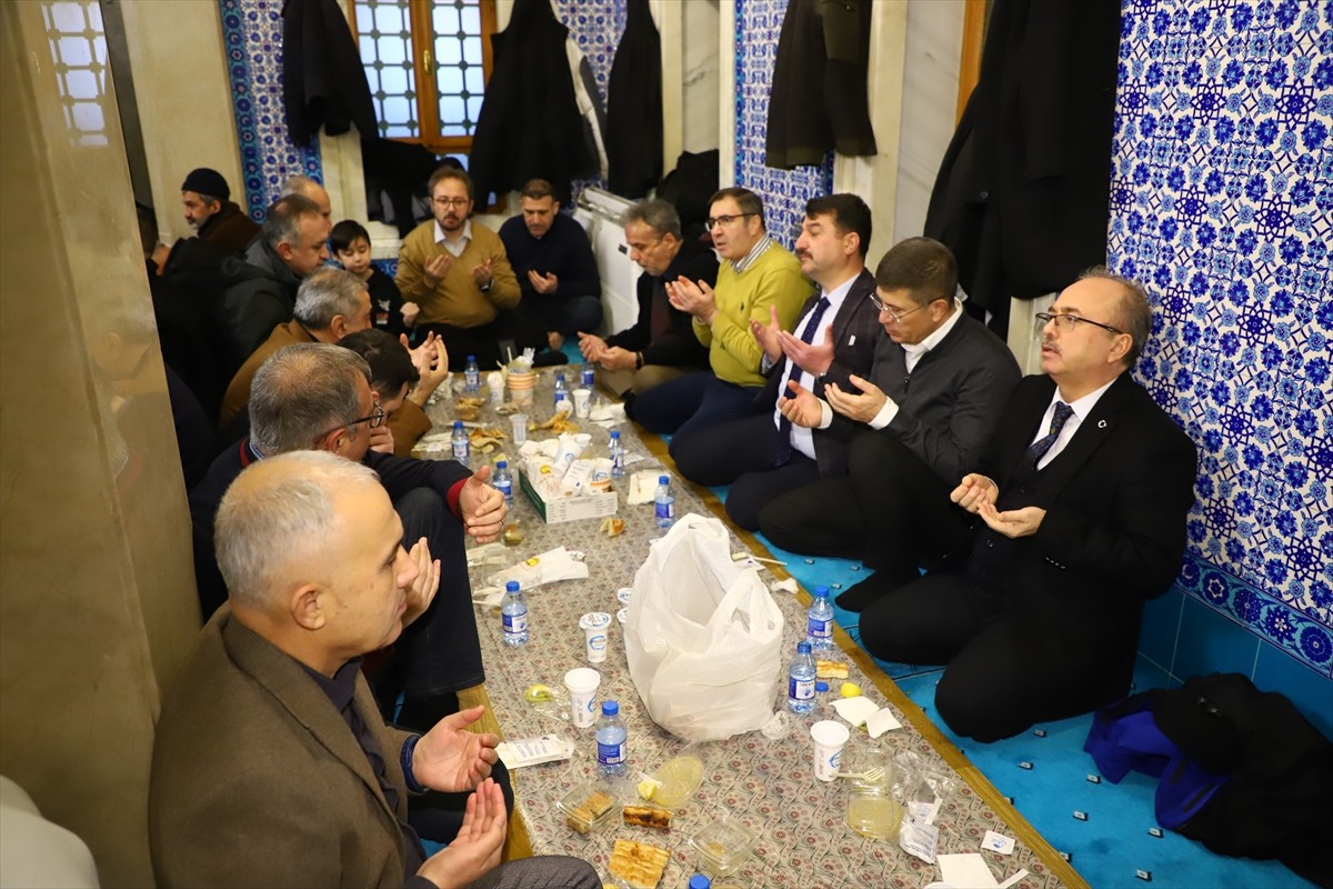 Türk İşbirliği ve Koordinasyon Ajansı Başkanlığı (TİKA) Bakü Program Koordinatörlüğü...