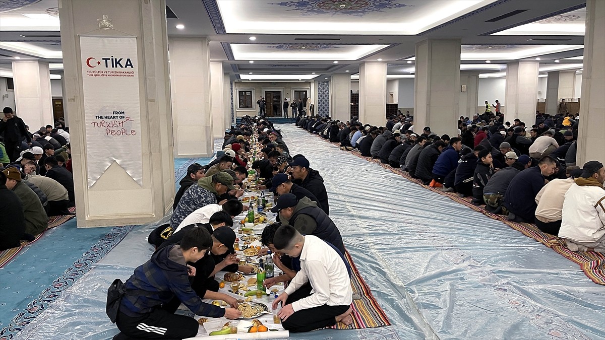 Türk İşbirliği ve Koordinasyon Ajansı Başkanlığı (TİKA), Kırgızistan'ın başkenti Bişkek'te 2 bin...