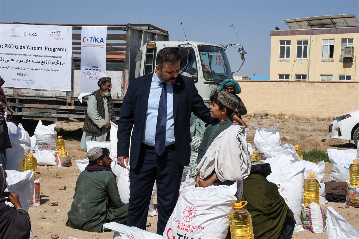Türk İşbirliği ve Koordinasyon Ajansı Başkanlığı (TİKA), Nepal ve Afganistan'da ramazan...