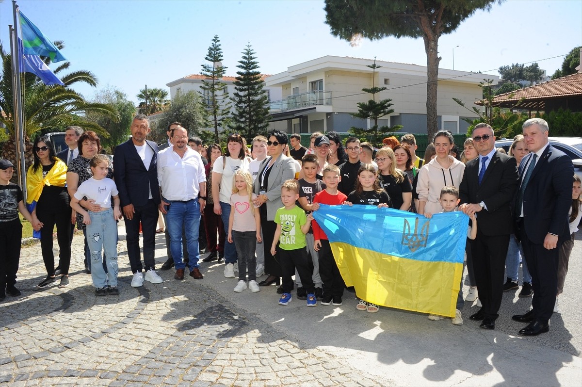 Ukraynalı çocuklar savaşın etkilerinden uzak, moral bulmaları ve farklı kültürlerle kaynaşmaları...