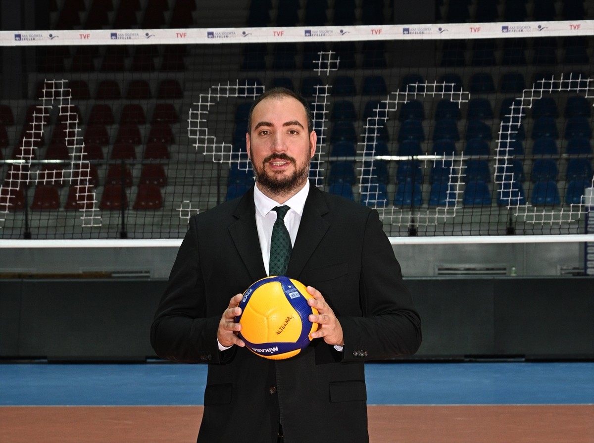 Voleybol SMS Grup Efeler Ligi'nin 25. haftasında Fenerbahçe Medicana'yı ağırlayacak Altekma...