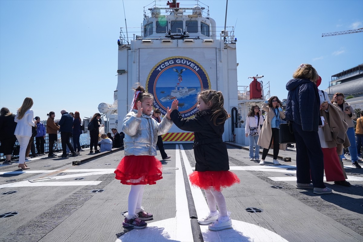 23 Nisan Ulusal Egemenlik ve Çocuk Bayramı kapsamında, Türkiye'nin dört bir yanından İstanbul’a...