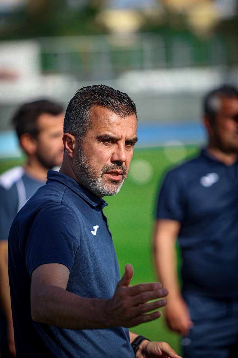 Adana Demirspor, Trendyol Süper Lig'in 32. haftasında sahasında Trabzonspor ile oynayacağı maçın...