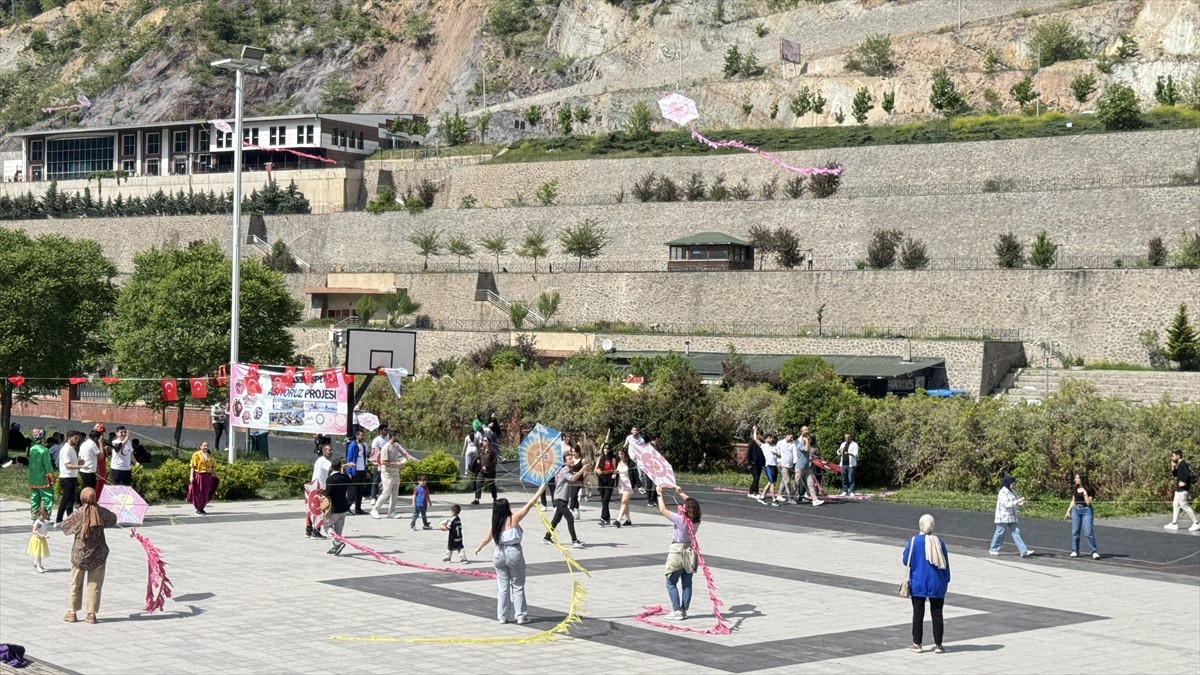 Artvin'de özel gereksinimli öğrencilere yönelik 23 Nisan Ulusal Egemenlik ve Çocuk Bayramı...