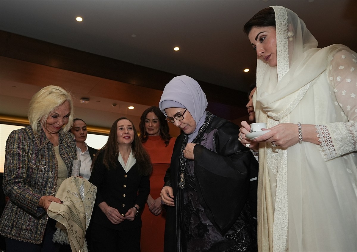 Cumhurbaşkanı Recep Tayyip Erdoğan'ın eşi Emine Erdoğan, 4. Antalya Diplomasi Forumu (ADF) için...