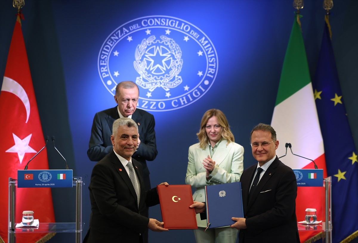 Cumhurbaşkanı Recep Tayyip Erdoğan ile İtalya Başbakanı Giorgia Meloni'nin başkanlığında yapılan...