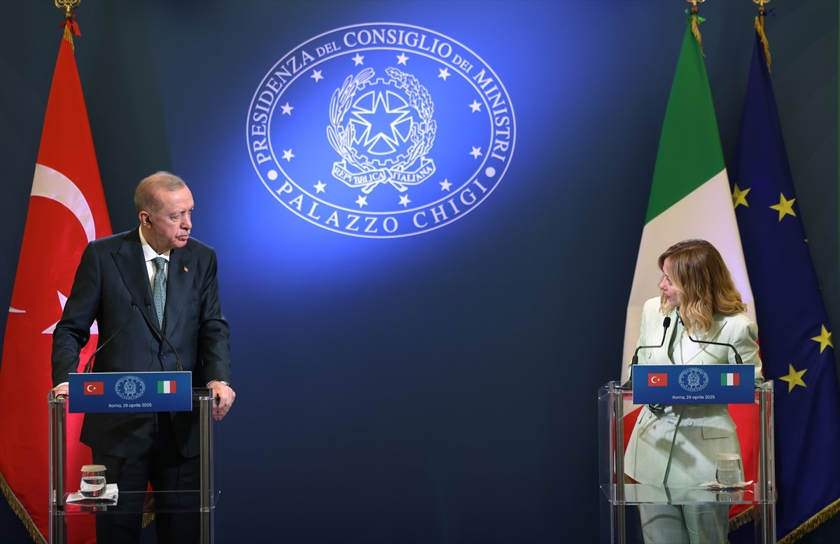 Cumhurbaşkanı Recep Tayyip Erdoğan, Türkiye-İtalya 4. Hükümetlerarası Zirvesi'ne katılmak için...