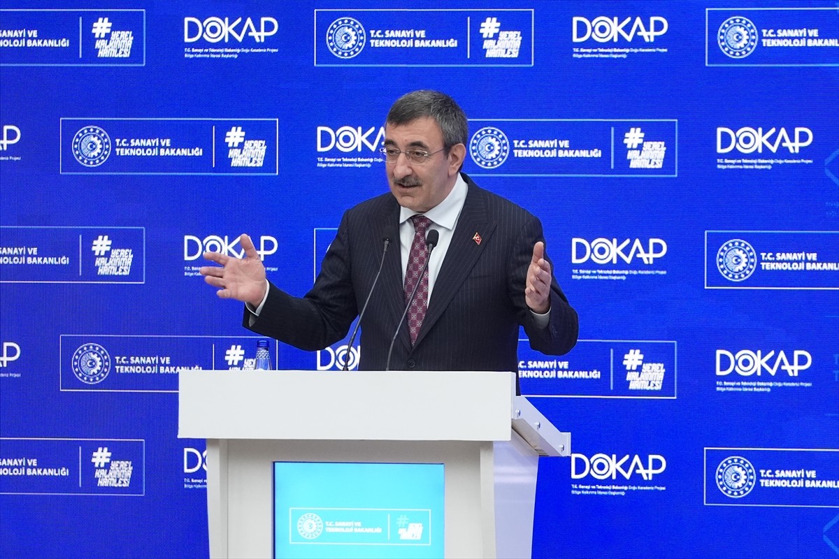 Cumhurbaşkanı Yardımcısı Cevdet Yılmaz, Sanayi ve Teknoloji Bakanlığı ev sahipliğinde Giresun'da...