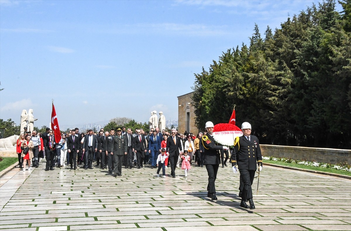 Devlet Tiyatroları Genel Müdürü Tamer Karadağlı, Küçük Hanımlar Küçük Beyler Uluslararası Çocuk...